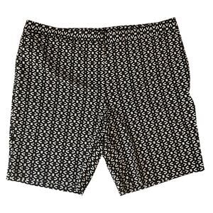 Mario Serrani Italy Women’s Fancy Shorts size 16, Patern Black White